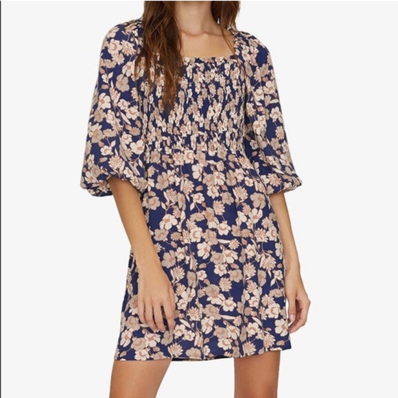 Sanctuary Dresses & Skirts - NWT Sanctuary Blue Floral Smocked Dress
